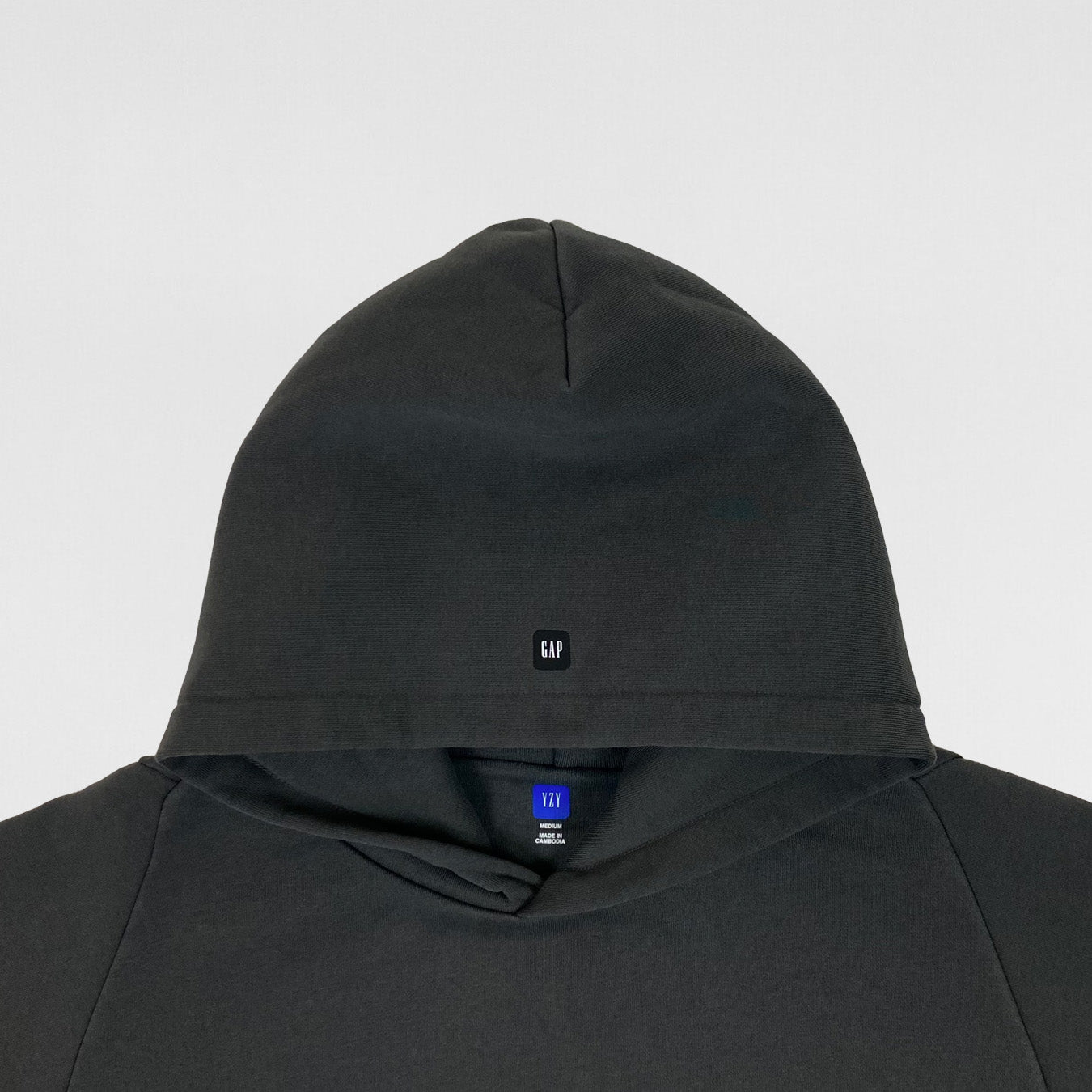 YGEBB 2022 Shrunken Logo Hoodie In Black – Paris Saint